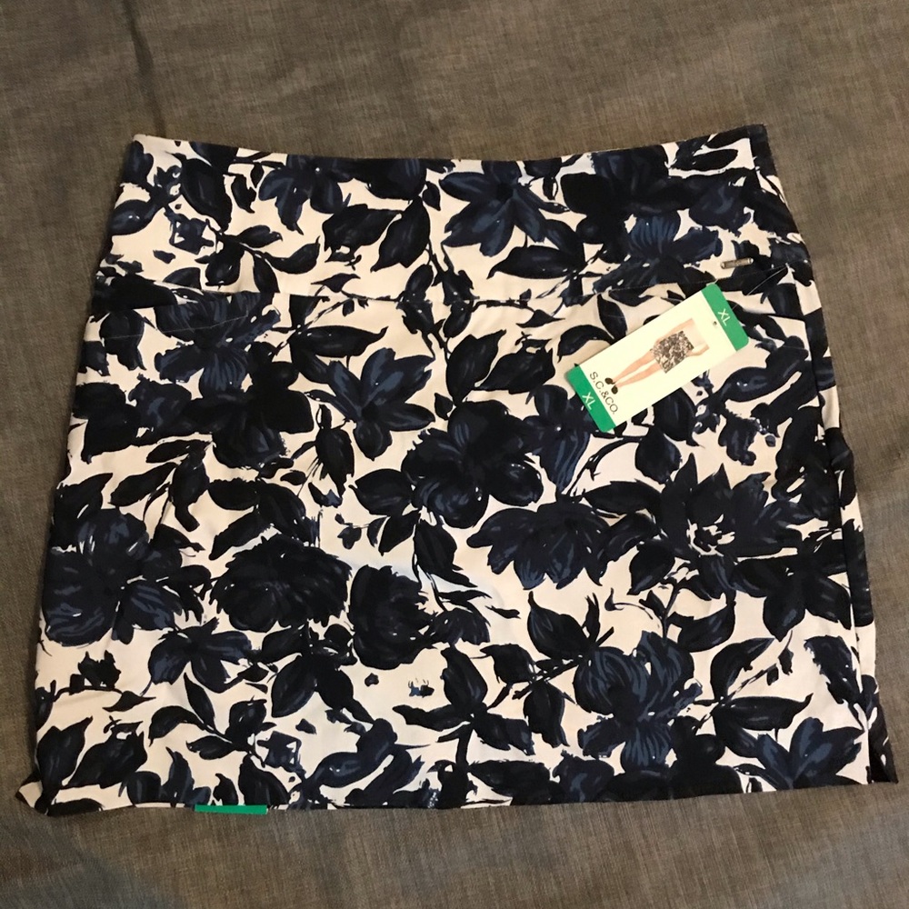 Skort